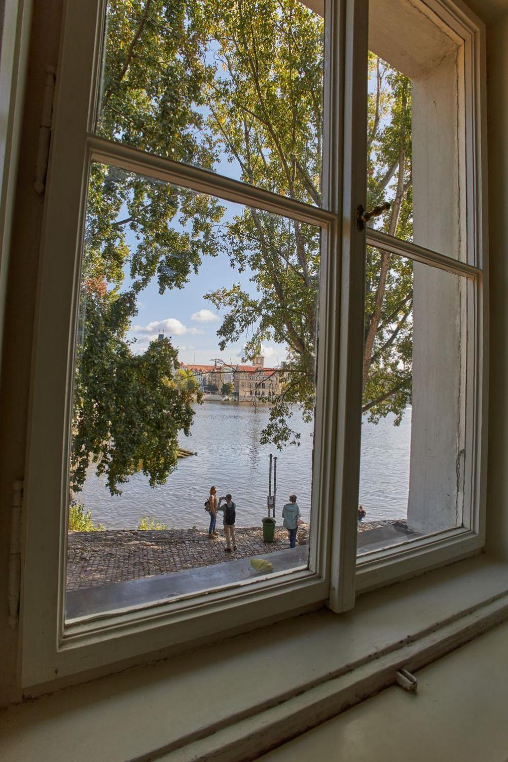 River View Residence By Charles Bridge プラハ エクステリア 写真