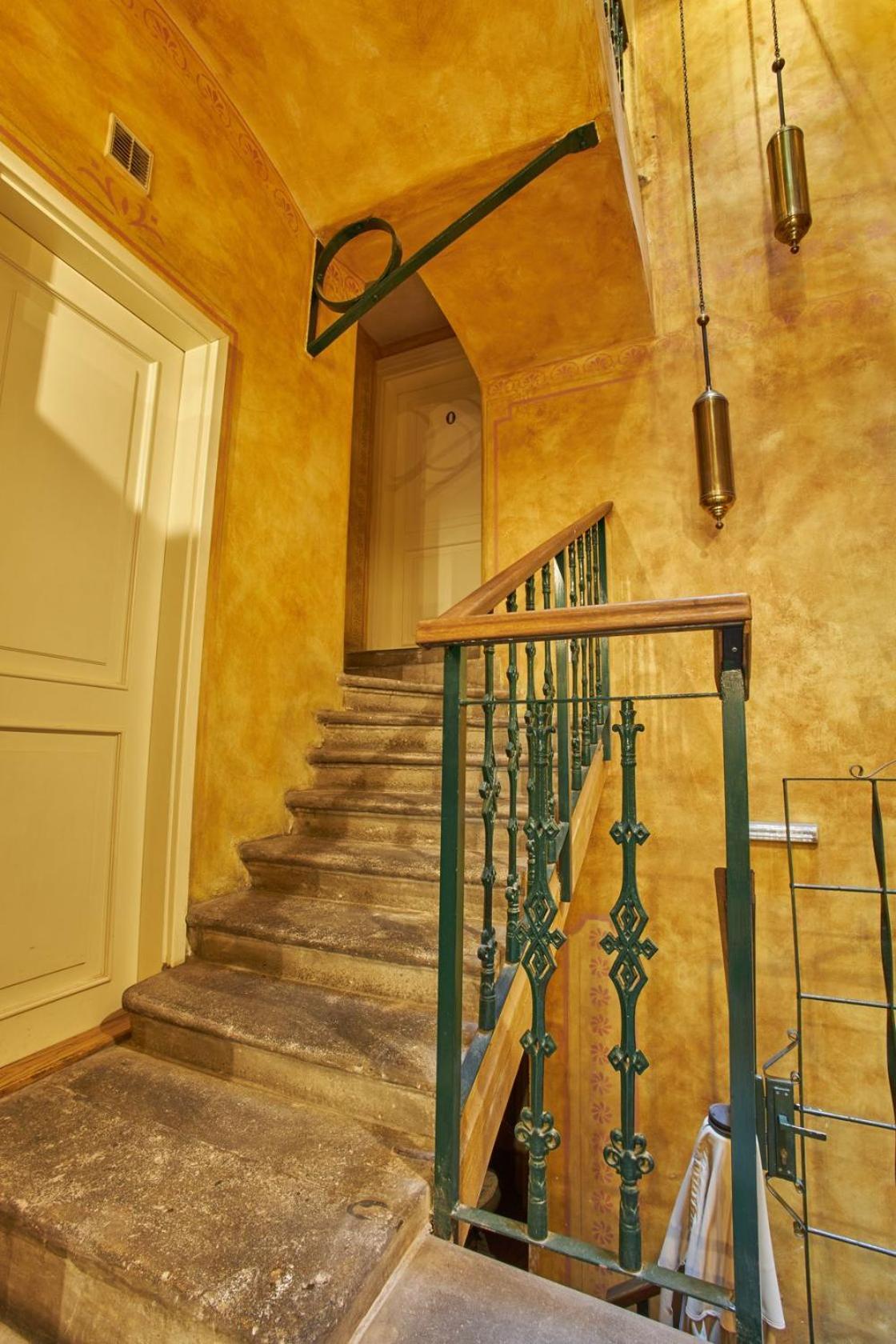 River View Residence By Charles Bridge プラハ エクステリア 写真