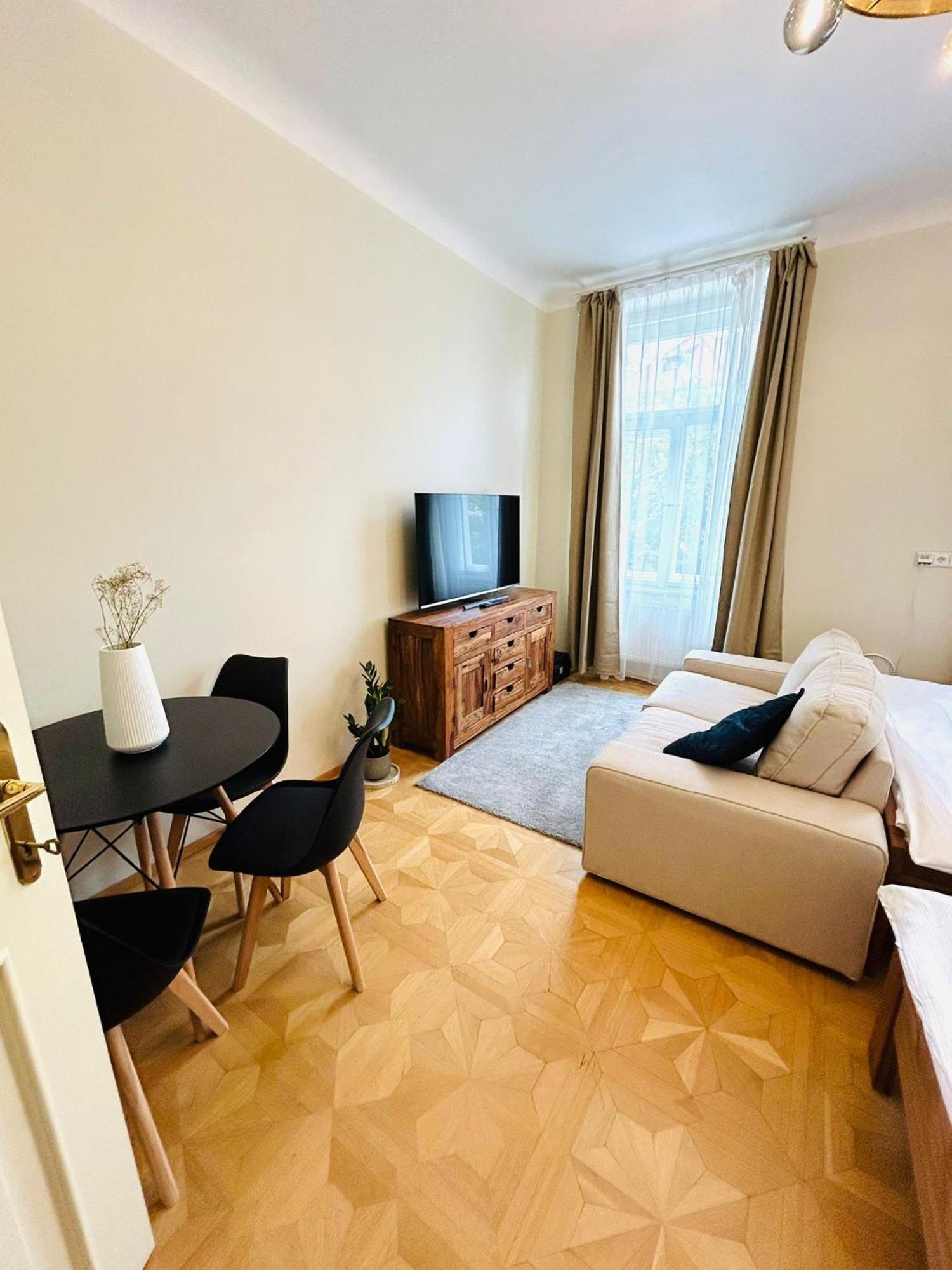 River View Residence By Charles Bridge プラハ エクステリア 写真