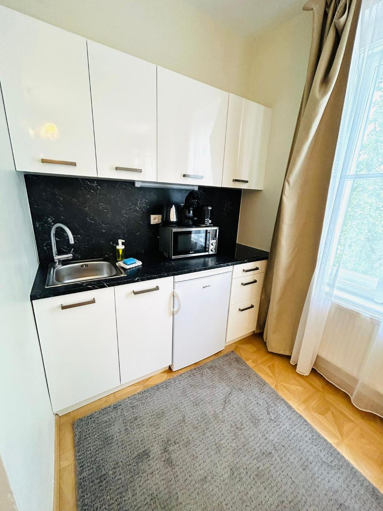 River View Residence By Charles Bridge プラハ エクステリア 写真