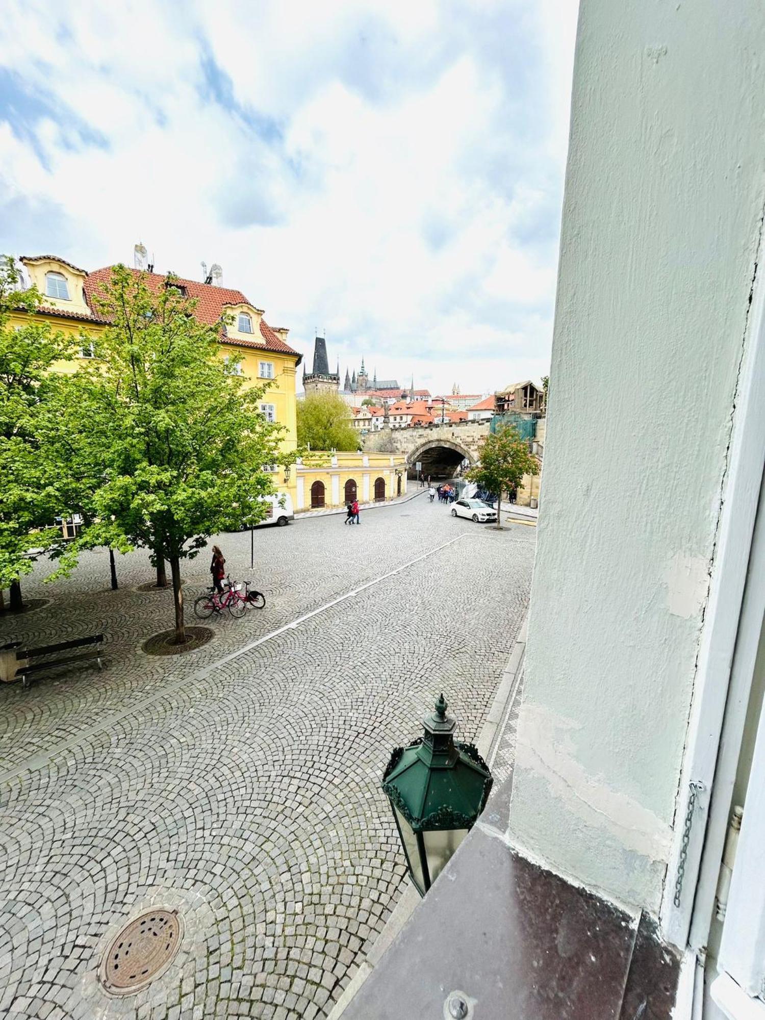 River View Residence By Charles Bridge プラハ エクステリア 写真